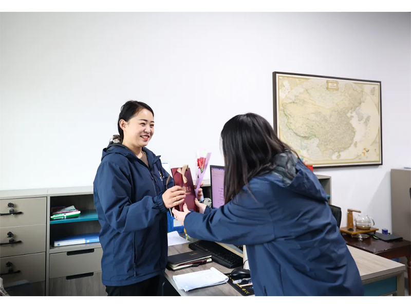 卓一牧業 | 喜迎“女神節”，讓愛溫暖行